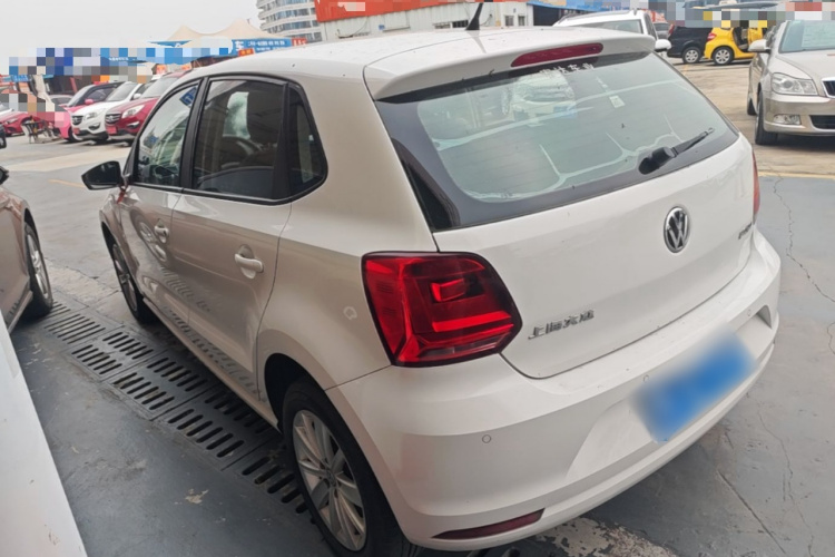 Volkswagen Polo 2015 #5 Volkswagen Polo 2015 car image #5