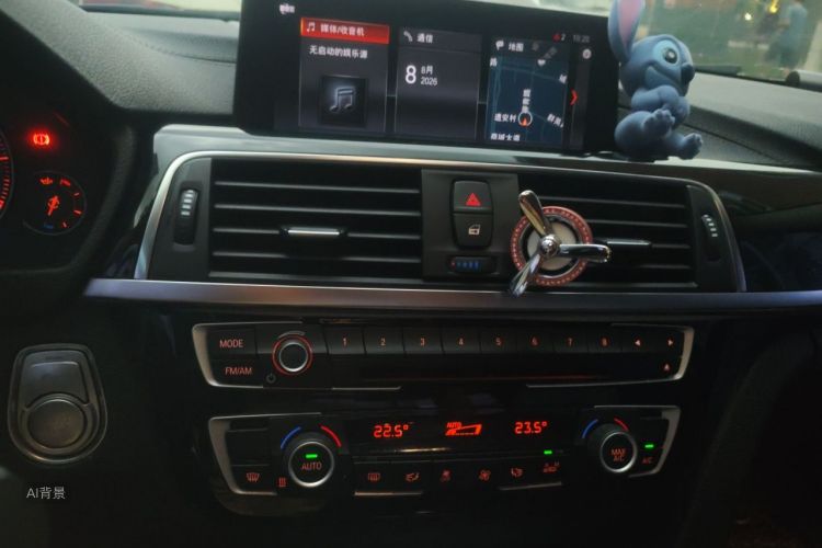 BMW 3 Series 2018 #15 BMW 3 Series 2018 car image #15