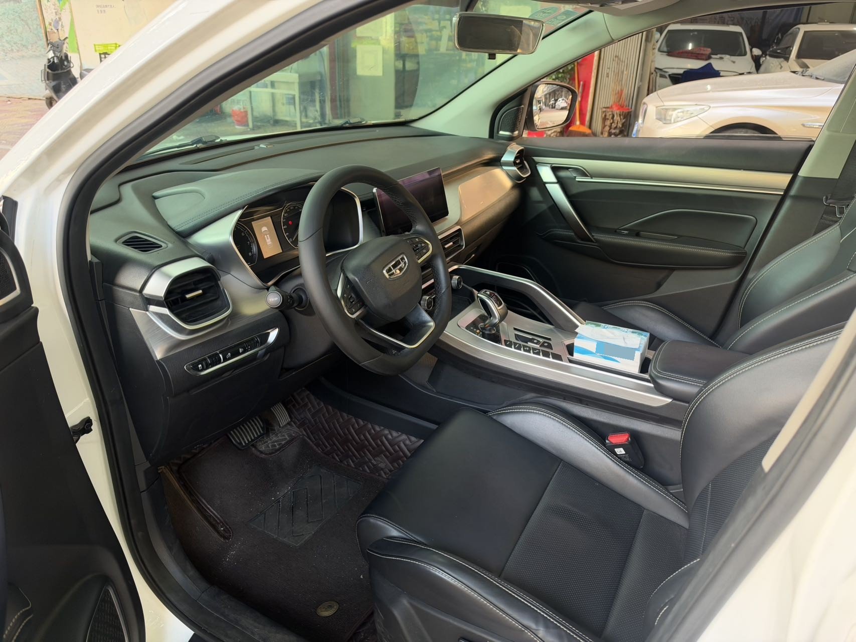 GEELY Coolray 2020 immagine di auto #5