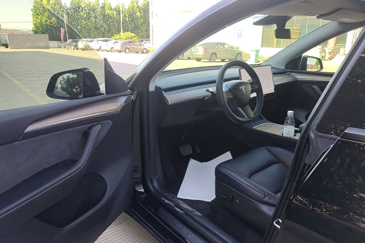 Tesla Model Y 2021 #16 Tesla Model Y 2021 immagine di auto #16