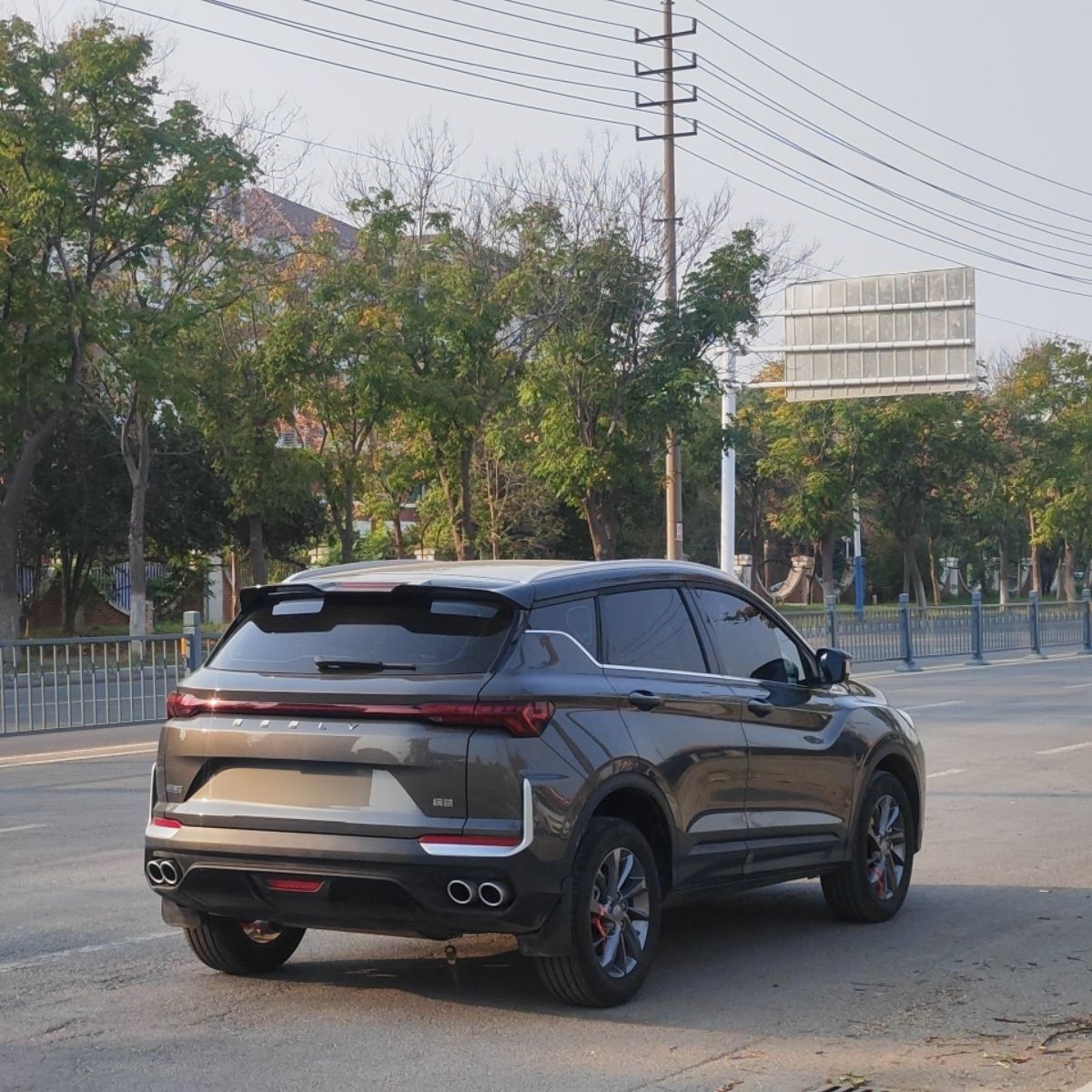 GEELY Coolray 2025 imagem de carro #9