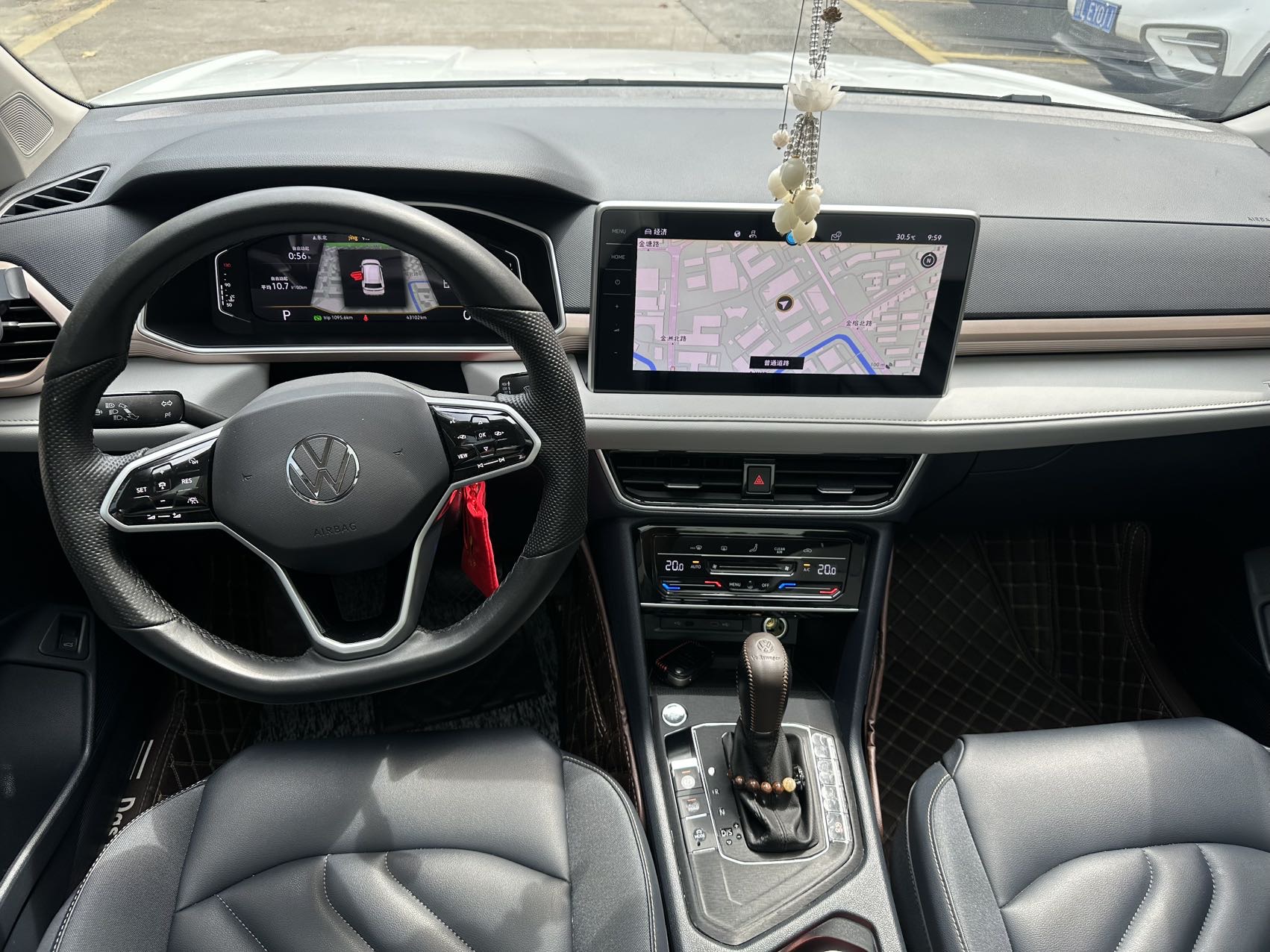 Volkswagen Tharu 2023 car image #7