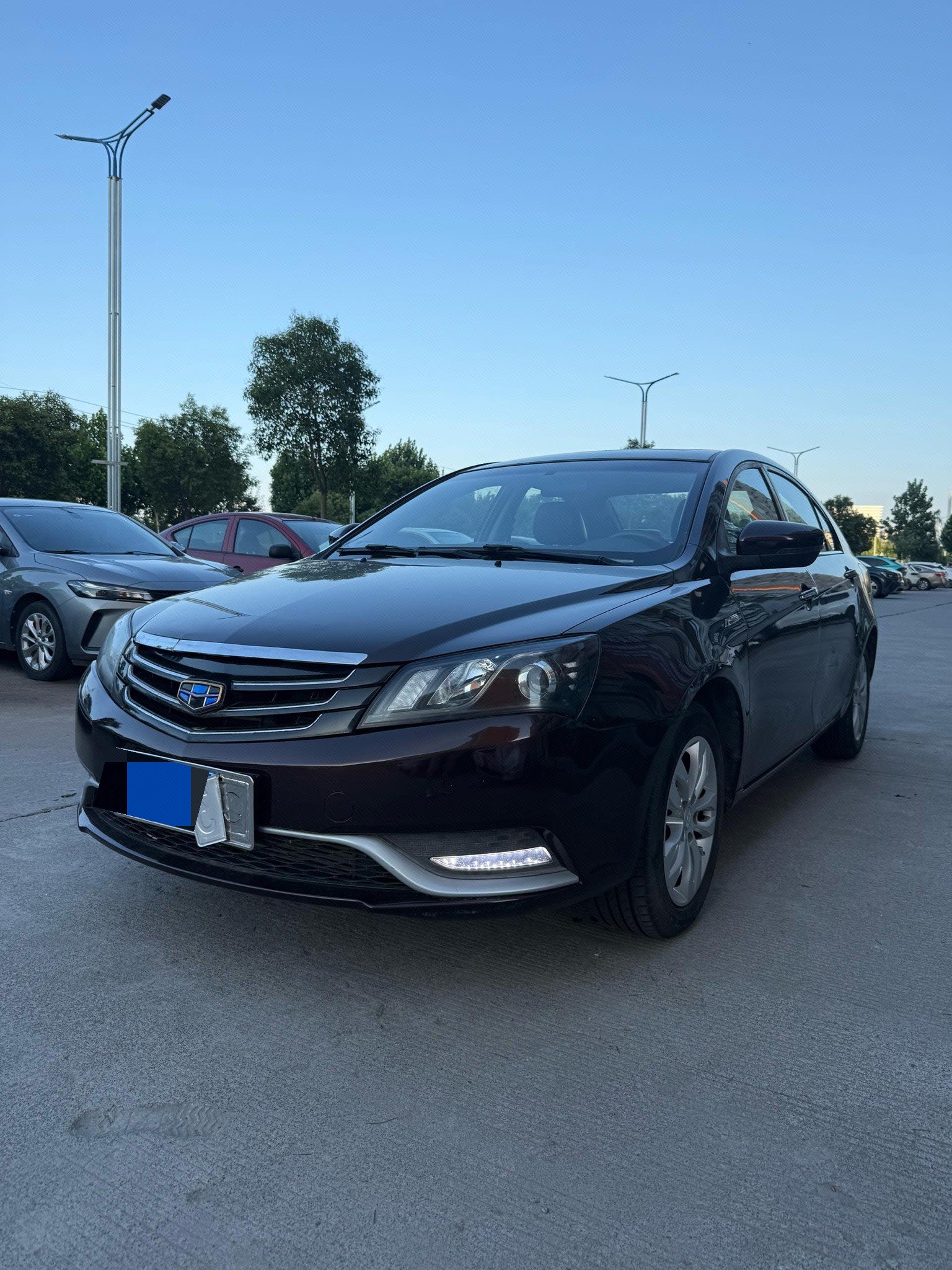GEELY Emgrand 2015 car image 
