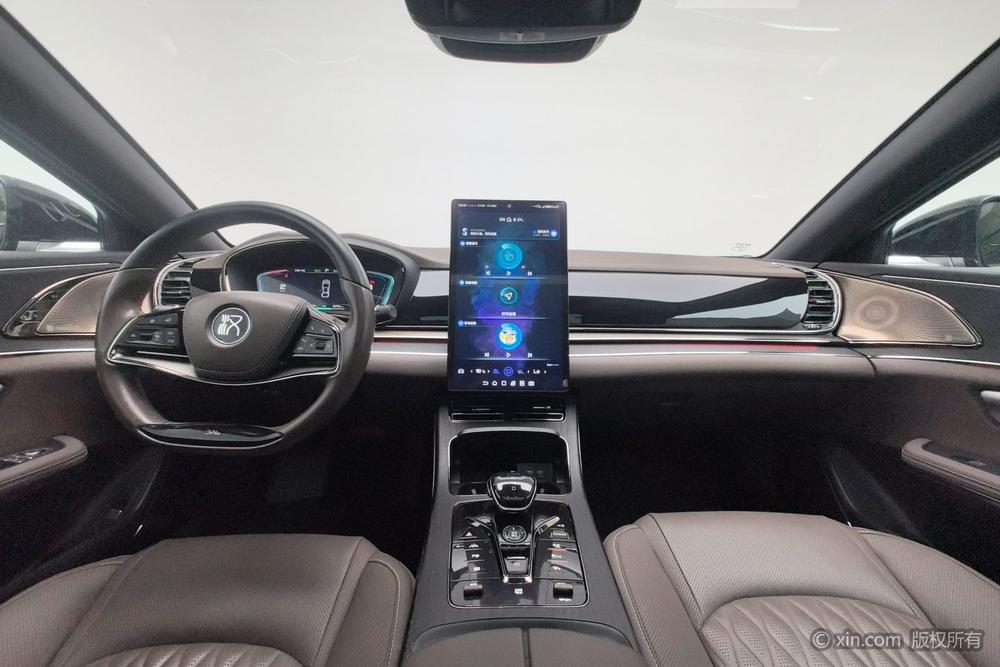 BYD Han 2021 car image #12