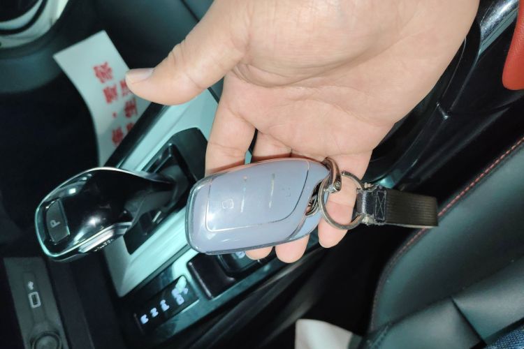 MG 5 2021 image de voiture #9