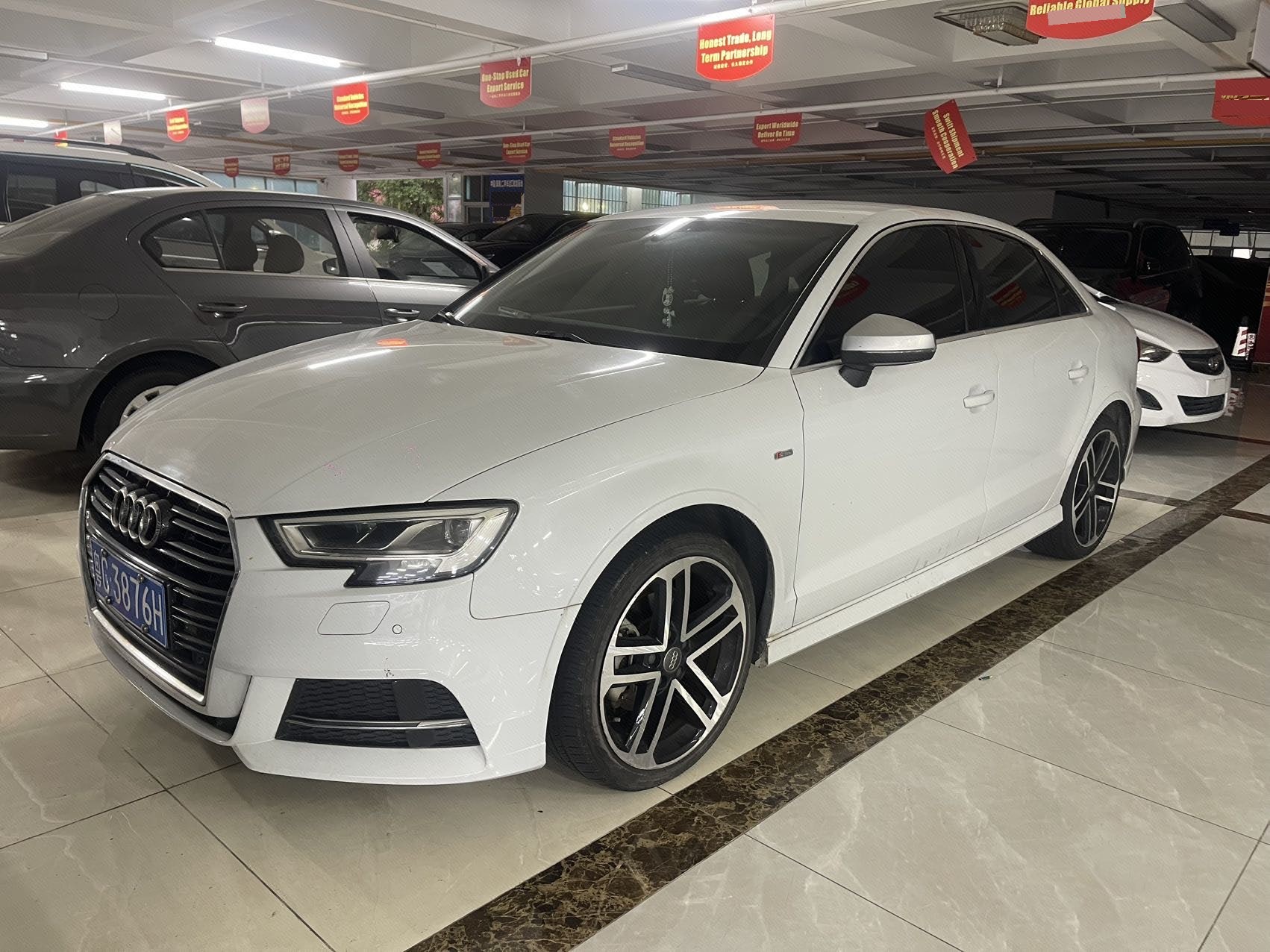 2017 2017 car image