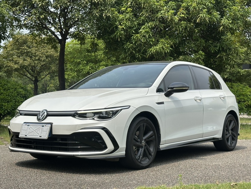 Volkswagen Golf 2023 car image 