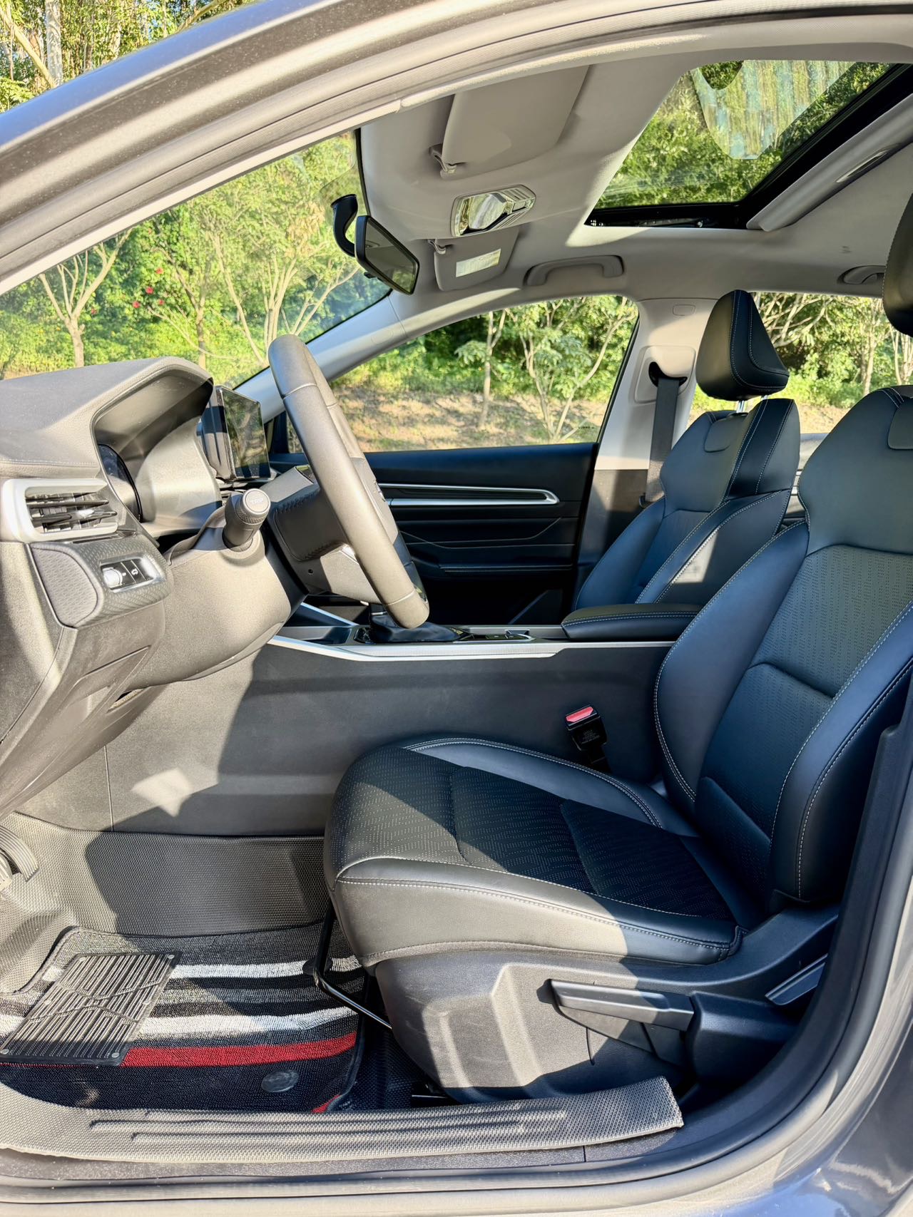 GEELY Emgrand 2023 car image #5