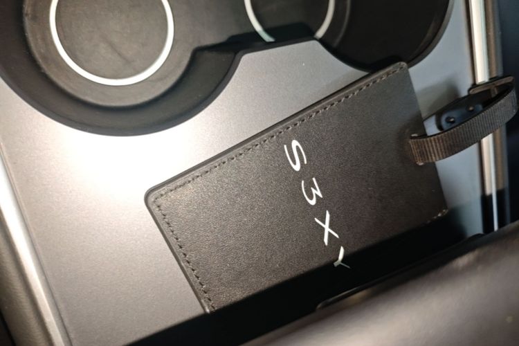 Tesla Model 3 2023 car image #9