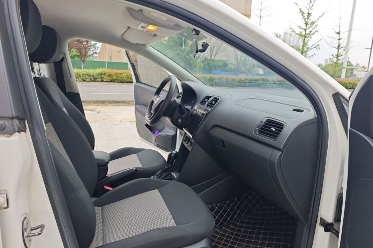 Volkswagen Polo 2019 #15 Volkswagen Polo 2019 car image #15