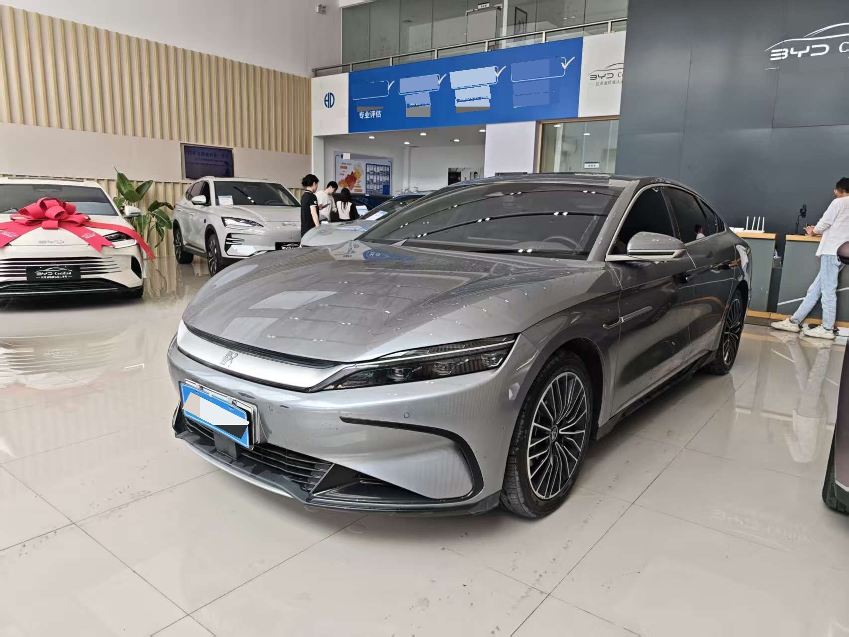 BYD Han 2023 car image 