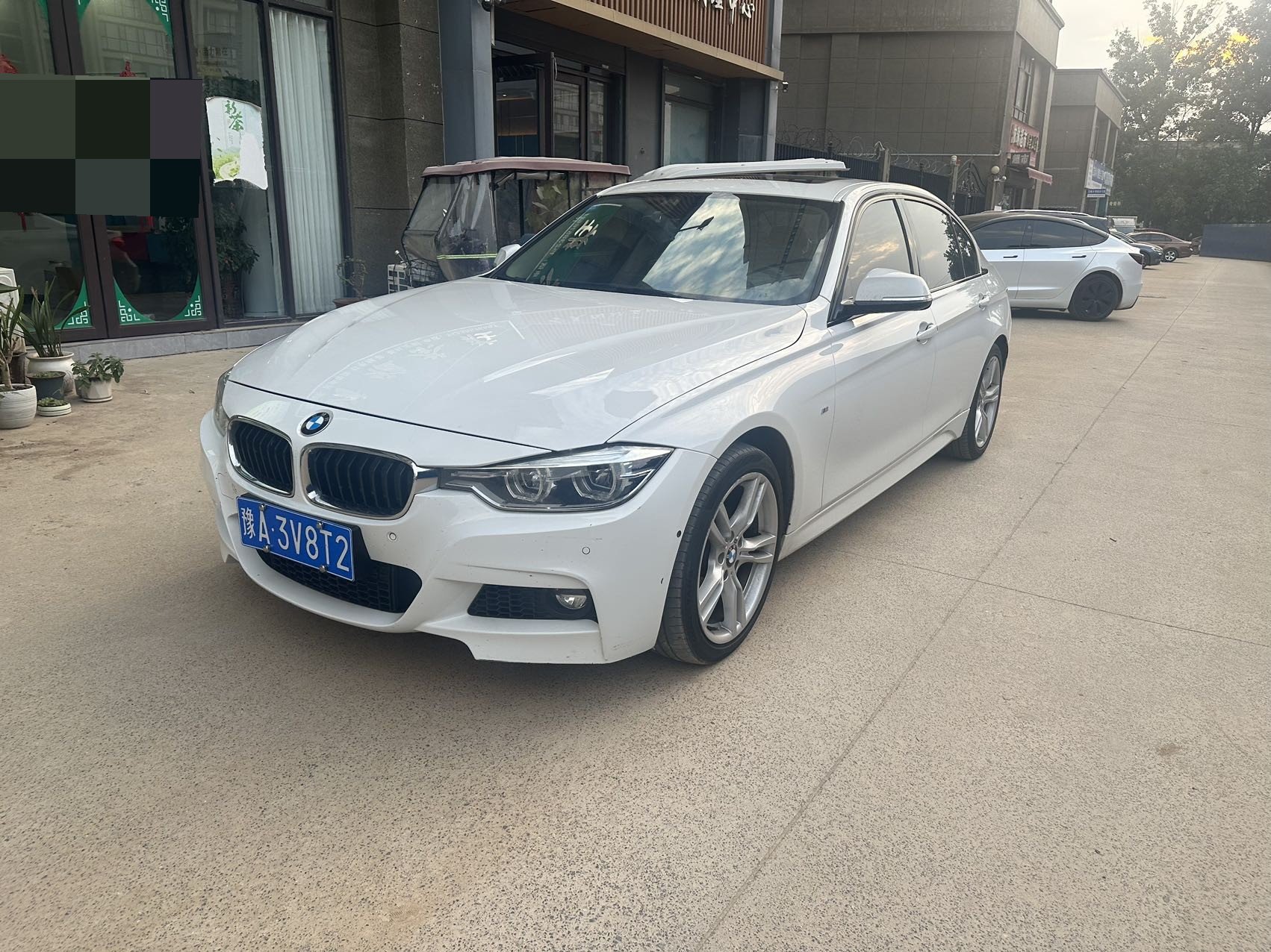BMW 3 Series 2019 BMW 3 Series 2019 car image