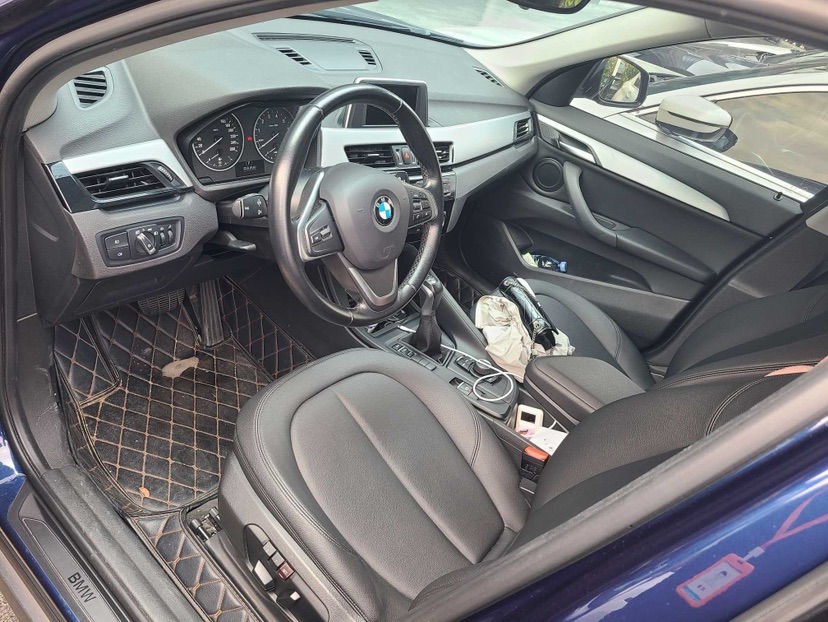 BMW X1 2018 #3 BMW X1 2018 car image #3
