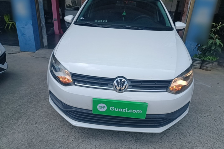 Volkswagen Polo 2018 car image #3