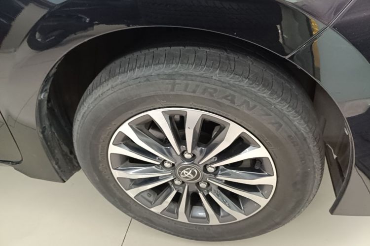 Toyota Corolla 2018 car image #9