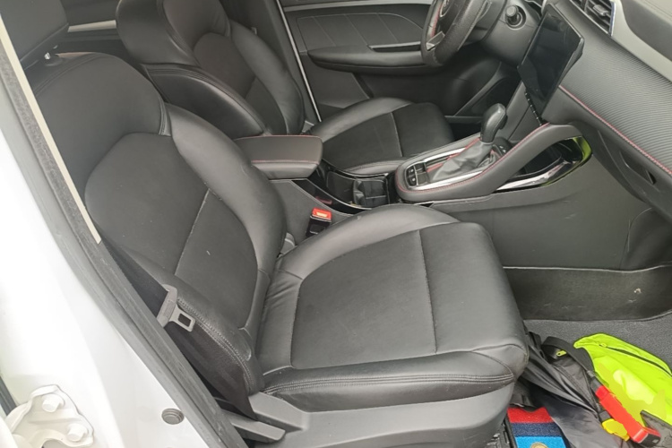 MG ZS 2020 car image #24