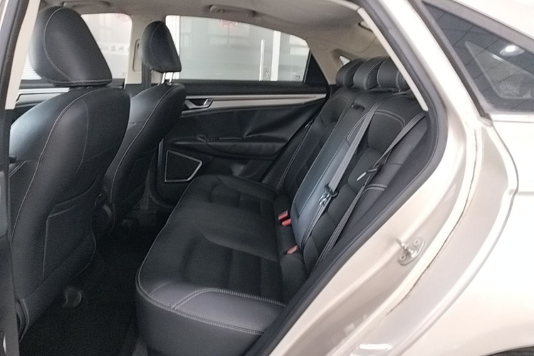 GEELY Emgrand GL 2017 car image #17