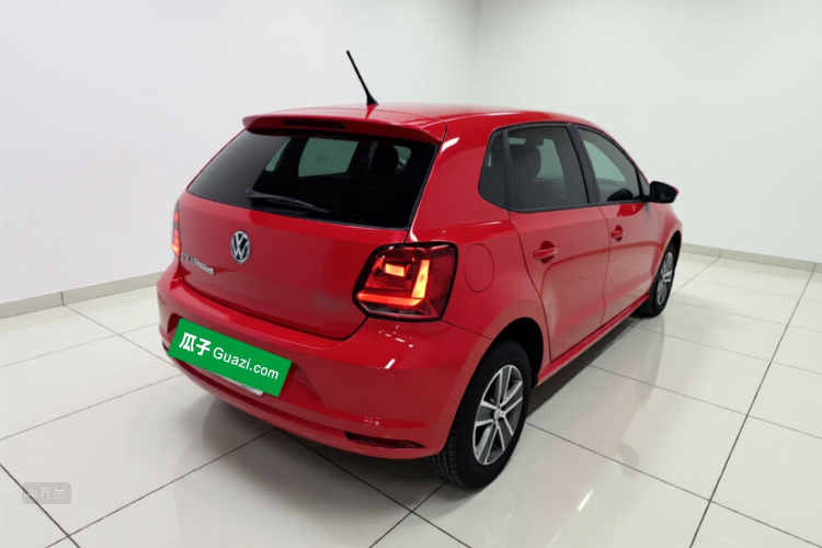 Volkswagen Polo 2016 car image #7