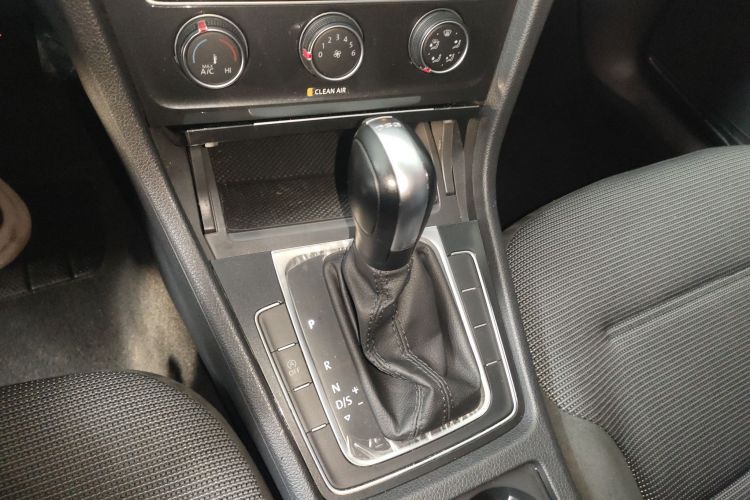 Volkswagen Golf 2020 изображение автомобиля #14