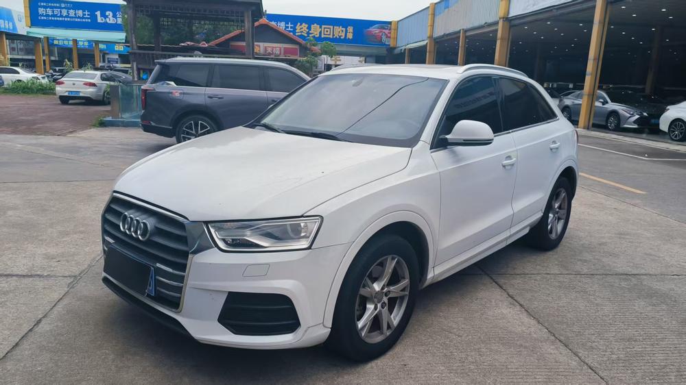 Audi Q3 2017 Audi Q3 2017 immagine di auto