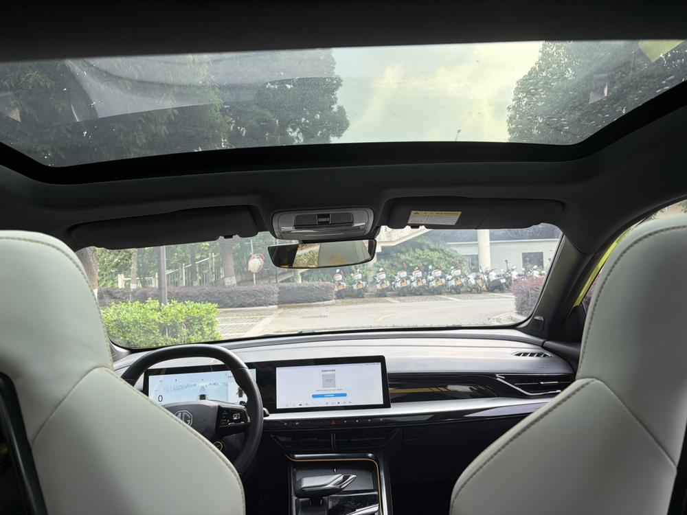 MG 5 Scorpio 2022 car image #9