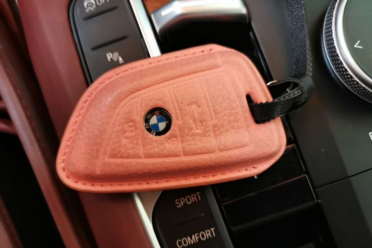 BMW 3 Series 2024 #9 BMW 3 Series 2024 car image #9