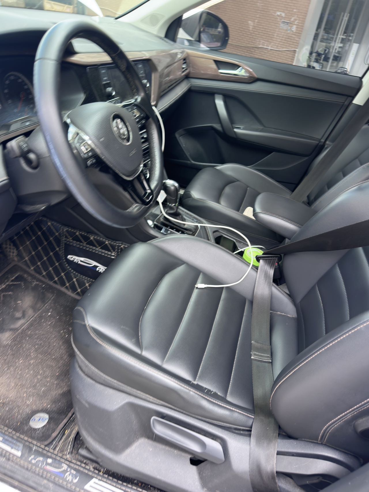 2019 immagine di auto #5