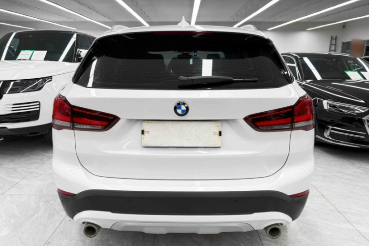 BMW X1 2021 #4 BMW X1 2021 car image #4