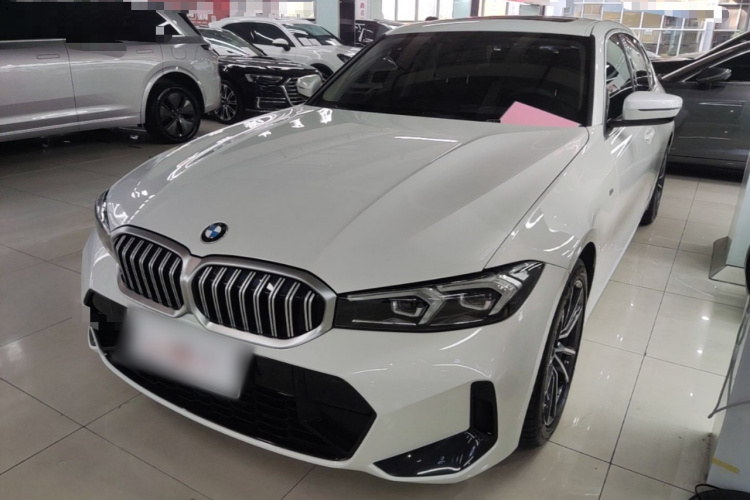 BMW 3 Series 2023 car image #2