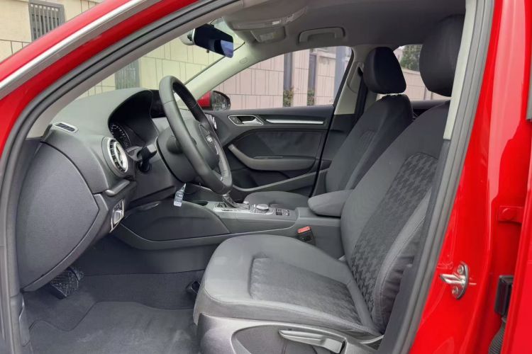 Audi A3 2016 car image #15