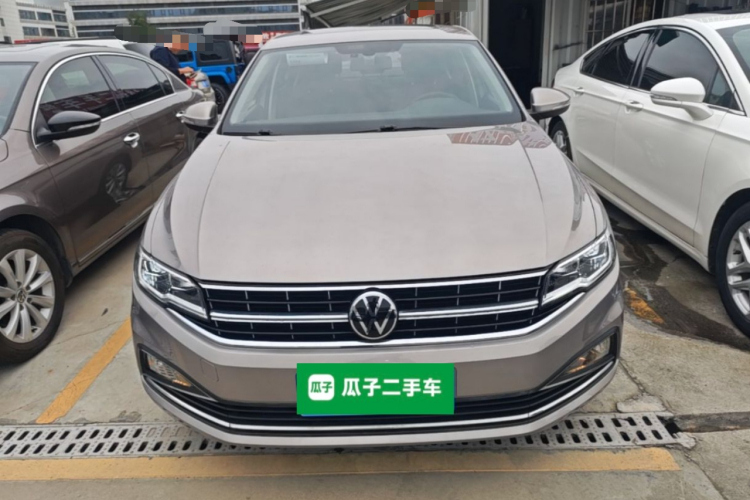Volkswagen Bora 2021 car image #3