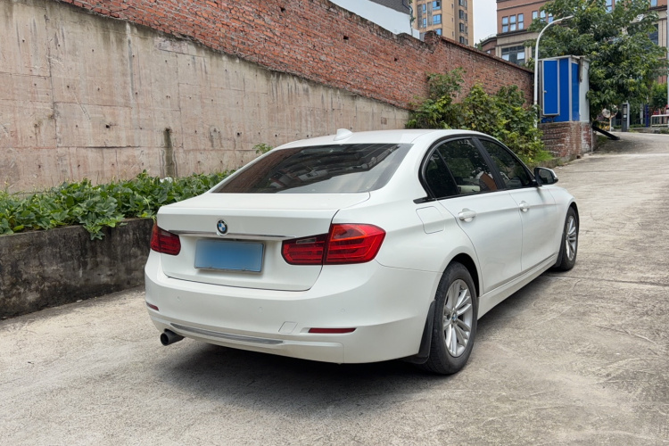 BMW 3 Series 2015 car image #6