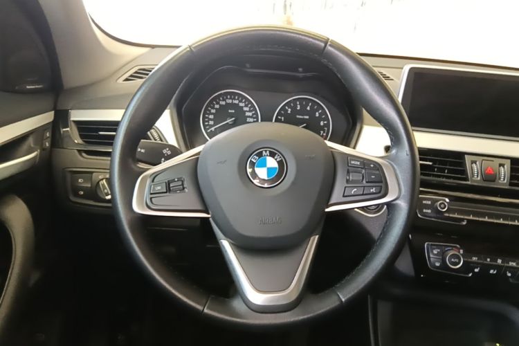 BMW X1 2017 car image #11