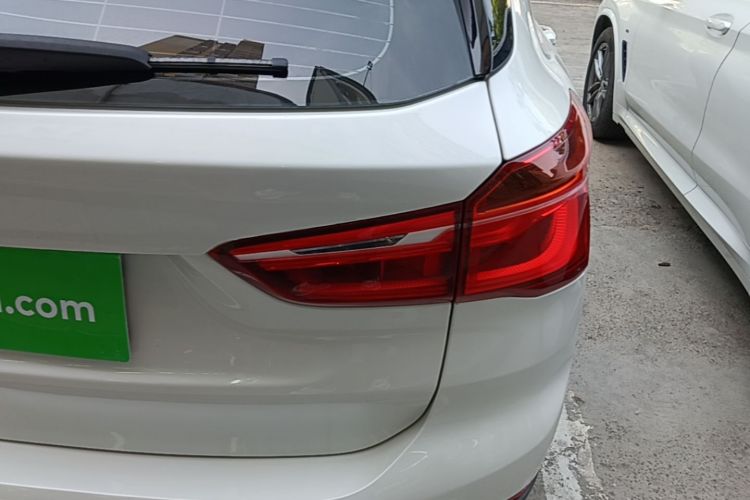 BMW X1 2018 #8 BMW X1 2018 car image #8