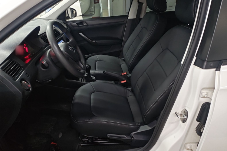 Volkswagen Santana 2018 car image #15