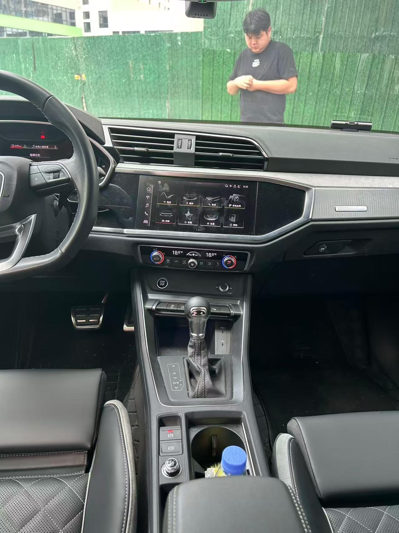 Audi Q3 2025 car image #5
