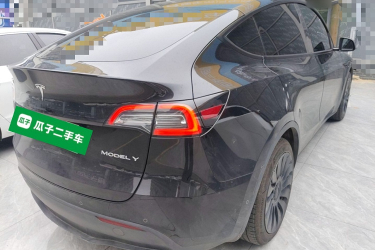 Tesla Model Y 2022 #7 Tesla Model Y 2022 car image #7