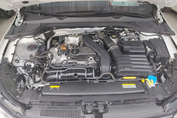 Volkswagen Golf 2025 #20 Volkswagen Golf 2025 car image #20