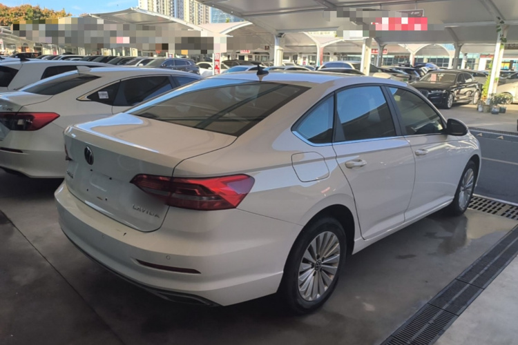 Volkswagen Lavida 2020 car image #5