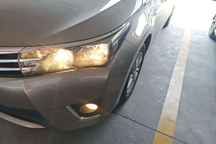 Toyota Corolla 2018 car image #23