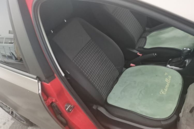 Volkswagen Polo 2019 #24 Volkswagen Polo 2019 car image #24