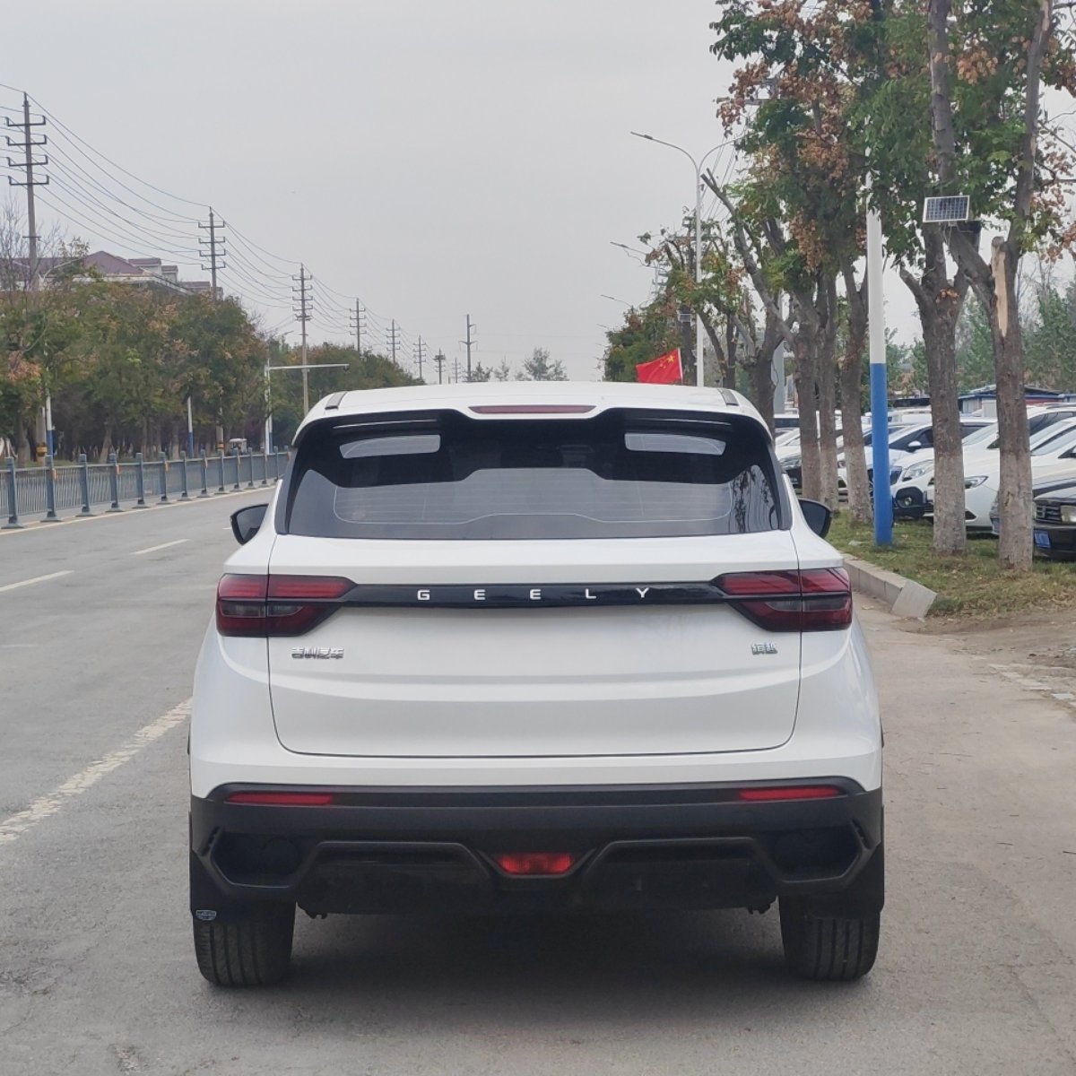 GEELY Coolray 2026 car image #9