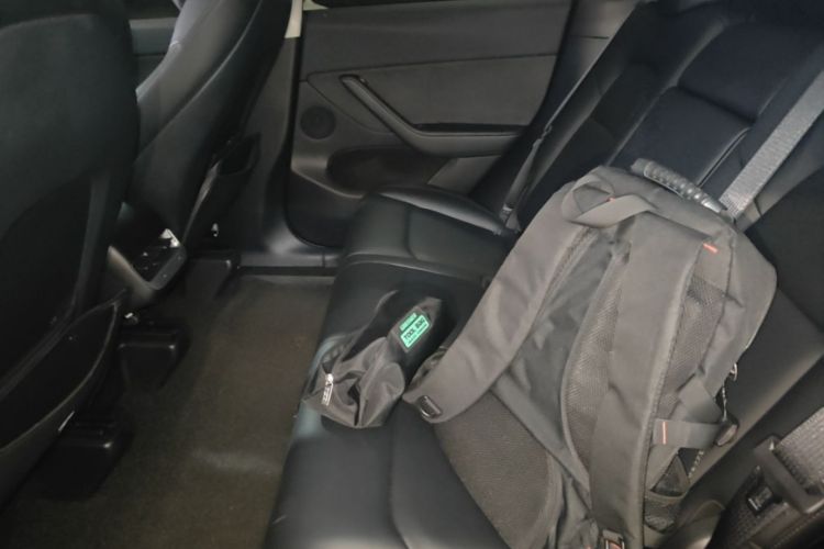 Tesla Model Y 2021 #17 Tesla Model Y 2021 car image #17