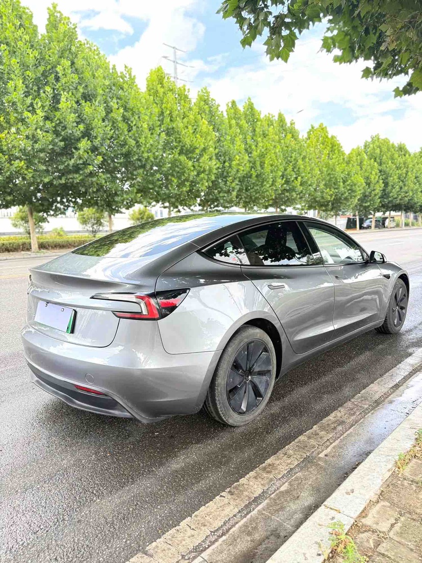 Tesla Model 3 2025 #4 Tesla Model 3 2025 car image #4