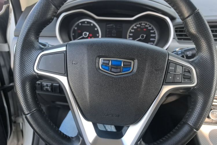 GEELY Emgrand GS 2016 car image #11