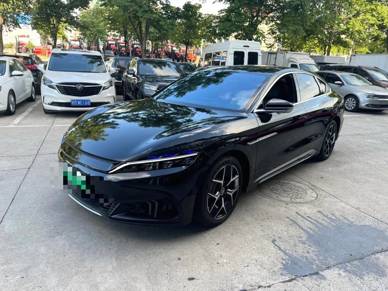 BYD Han 2024 car image 