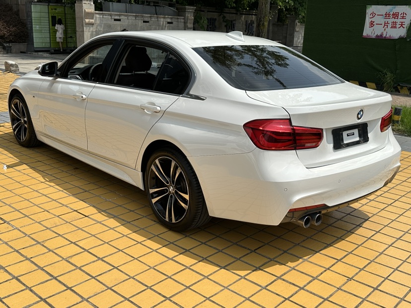 BMW 3 Series 2019 #9 BMW 3 Series 2019 car image #9
