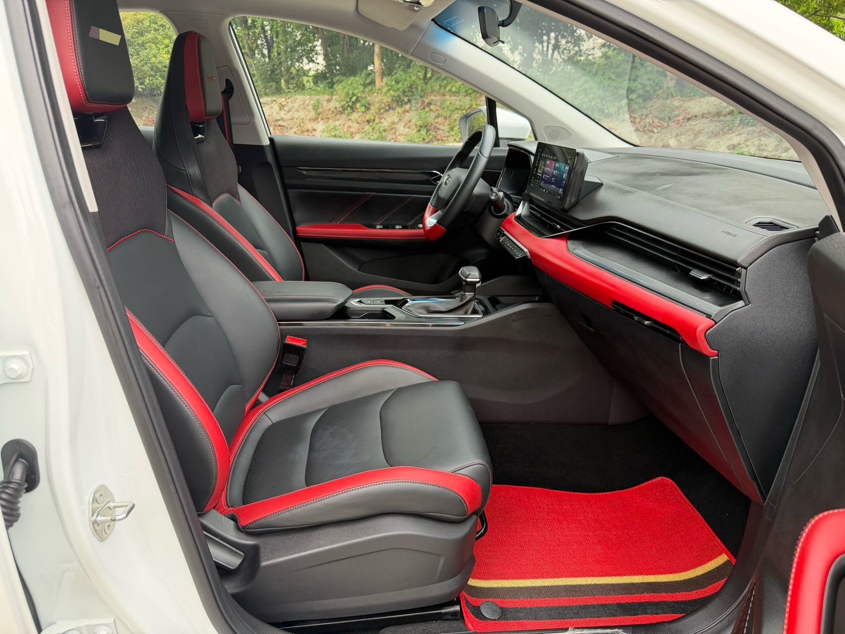 GEELY Emgrand S 2022 #13 GEELY Emgrand S 2022 image de voiture #13