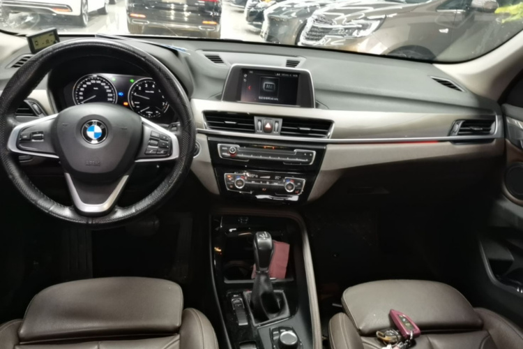 BMW X1 2018 #10 BMW X1 2018 car image #10