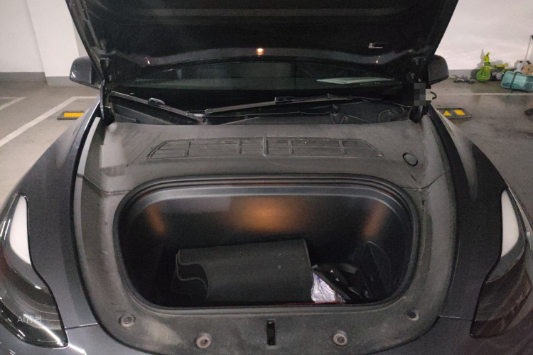 Tesla Model Y 2022 #22 Tesla Model Y 2022 car image #22